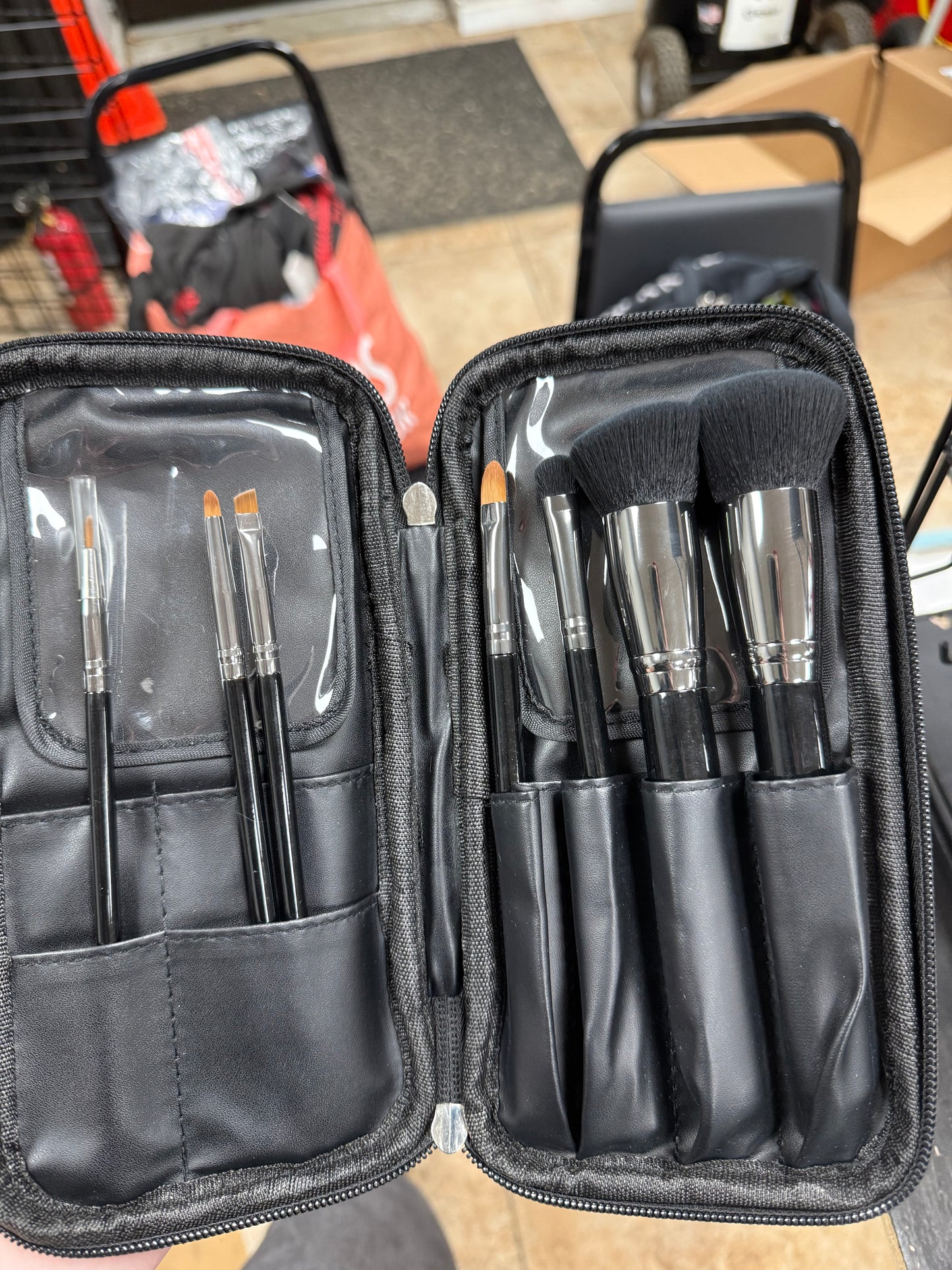 Ghoulcraft™ Pro 8-Piece Brush Kit